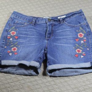 Vintage America Blues Size 6 Embroidered Blue Denim Shorts